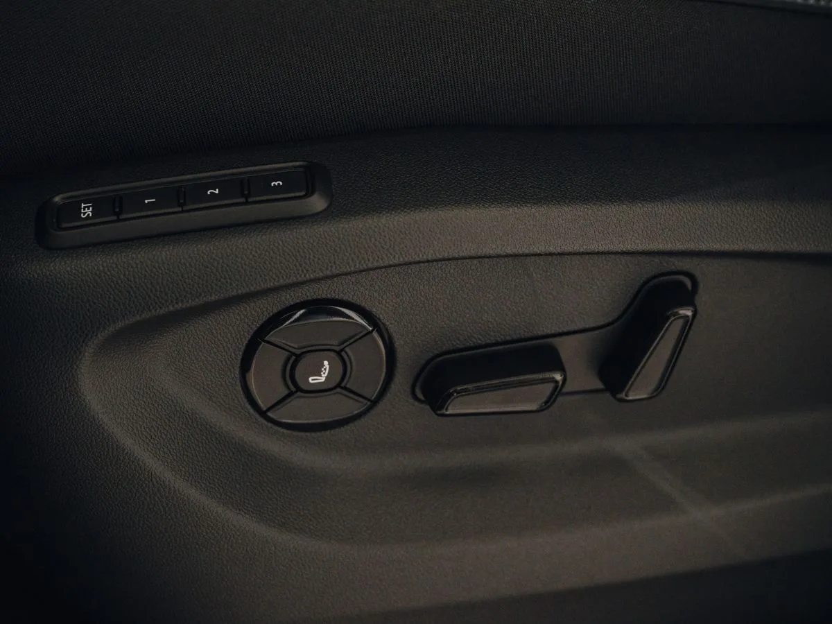 Volkswagen Tiguan - фото 24