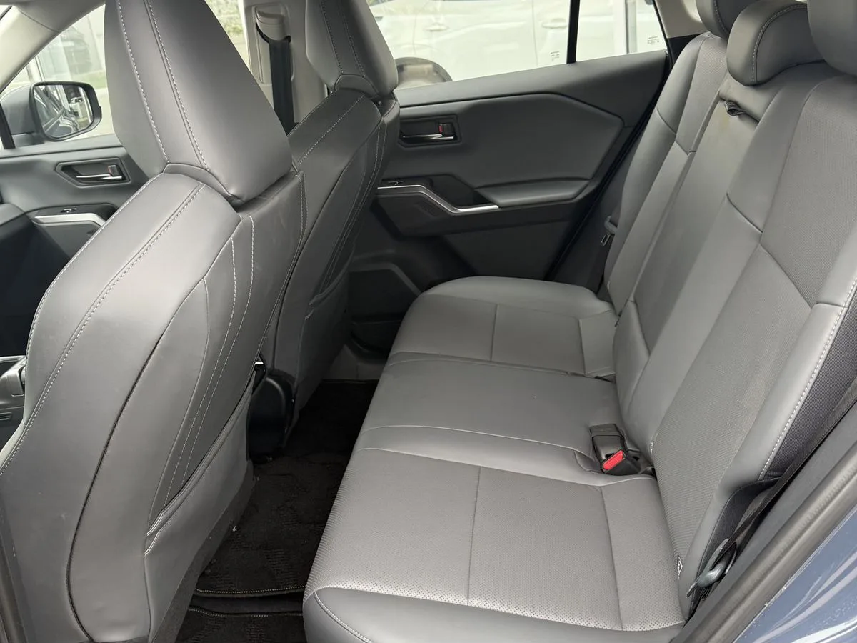 Toyota RAV4 - фото 11