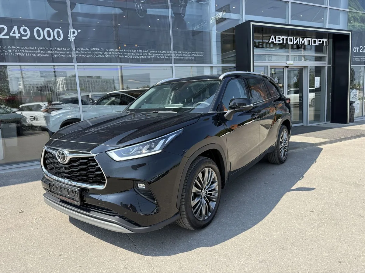Toyota Highlander - фото 1