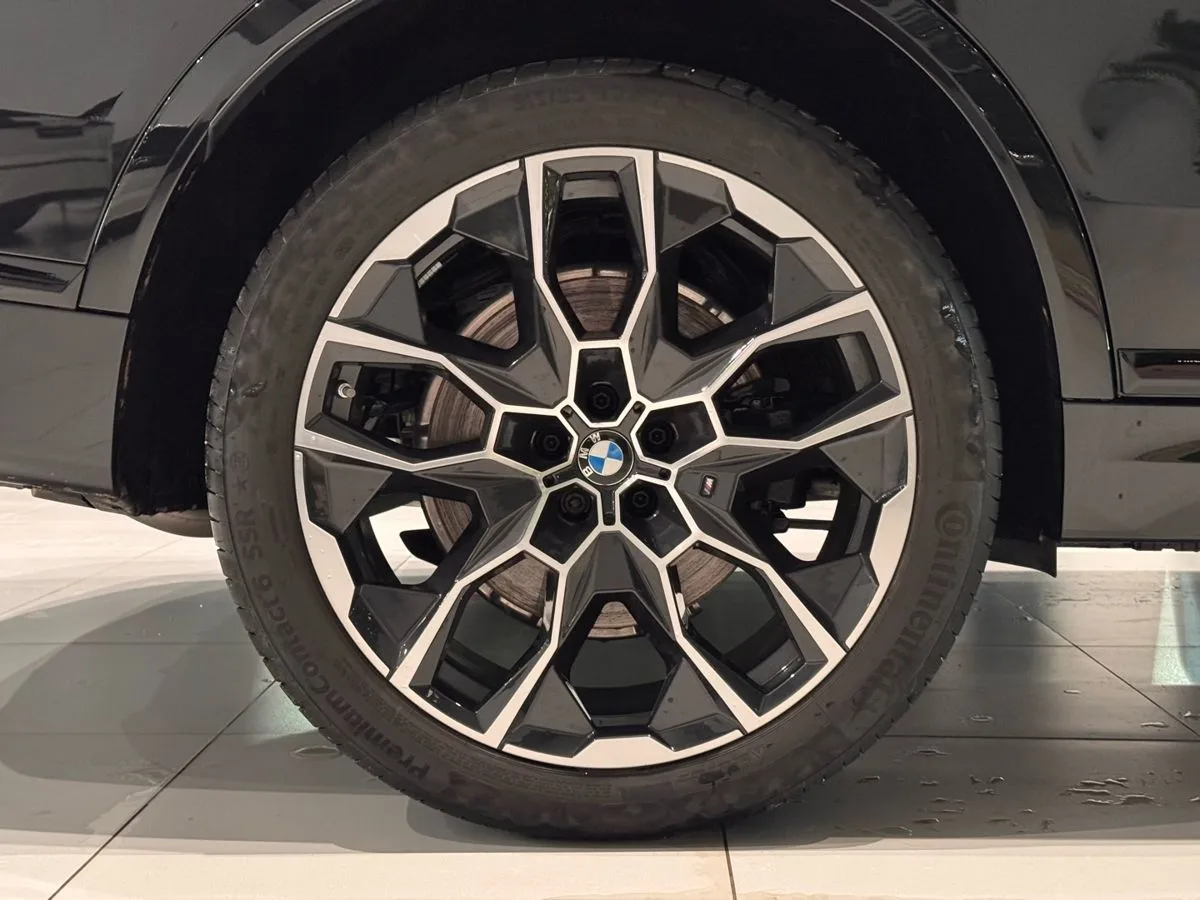 BMW X7 - фото 36