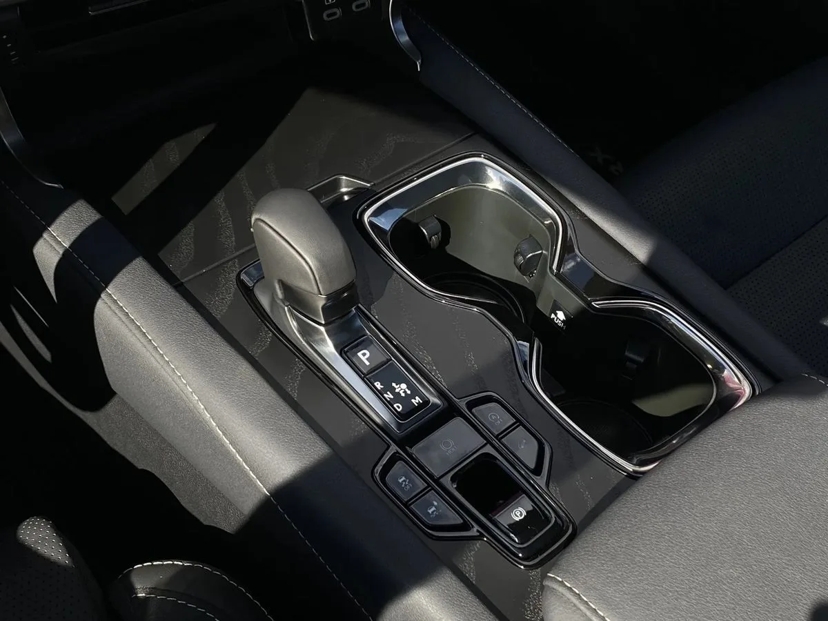 Lexus RX - фото 29