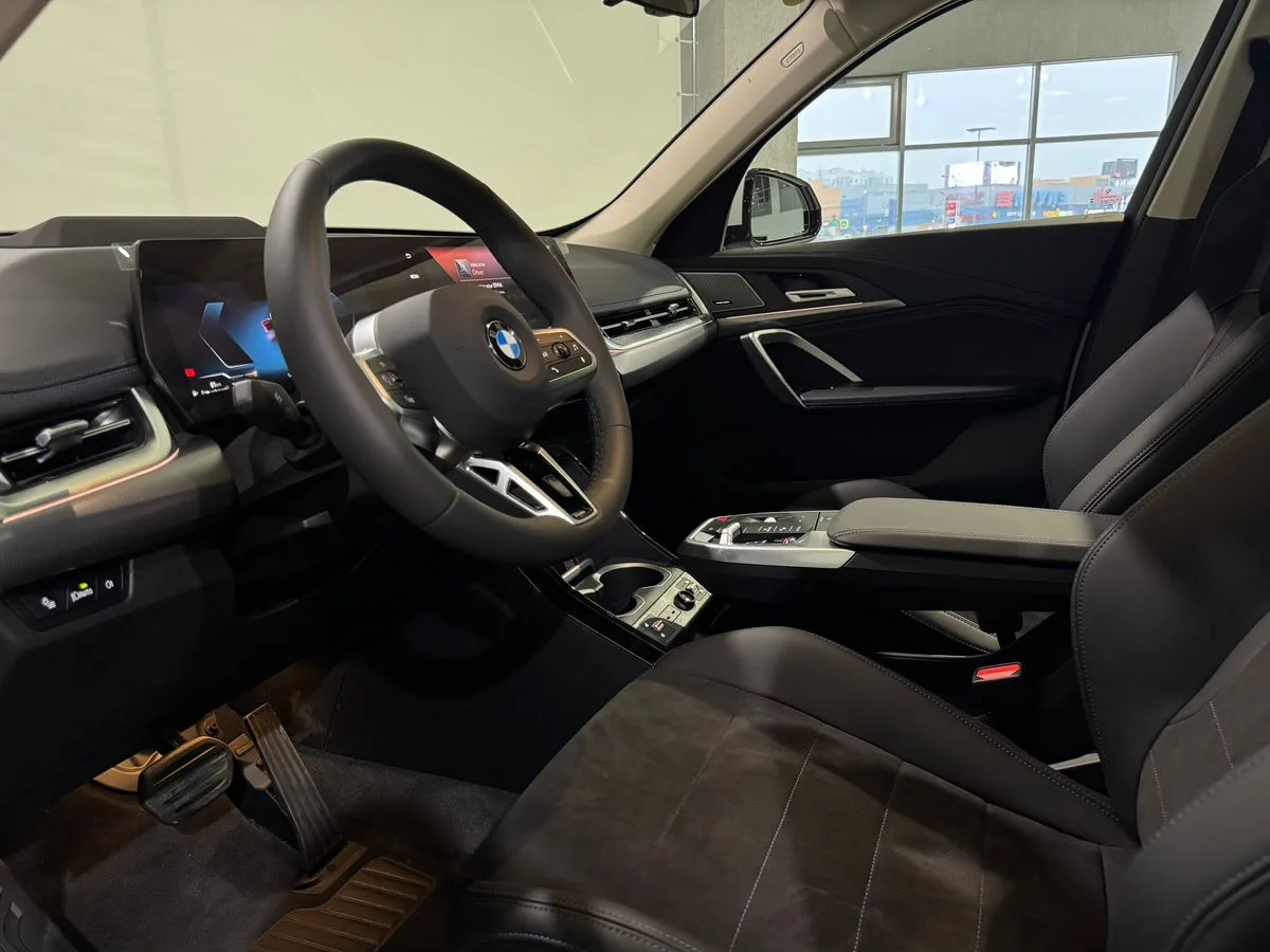 BMW X1 - фото 8