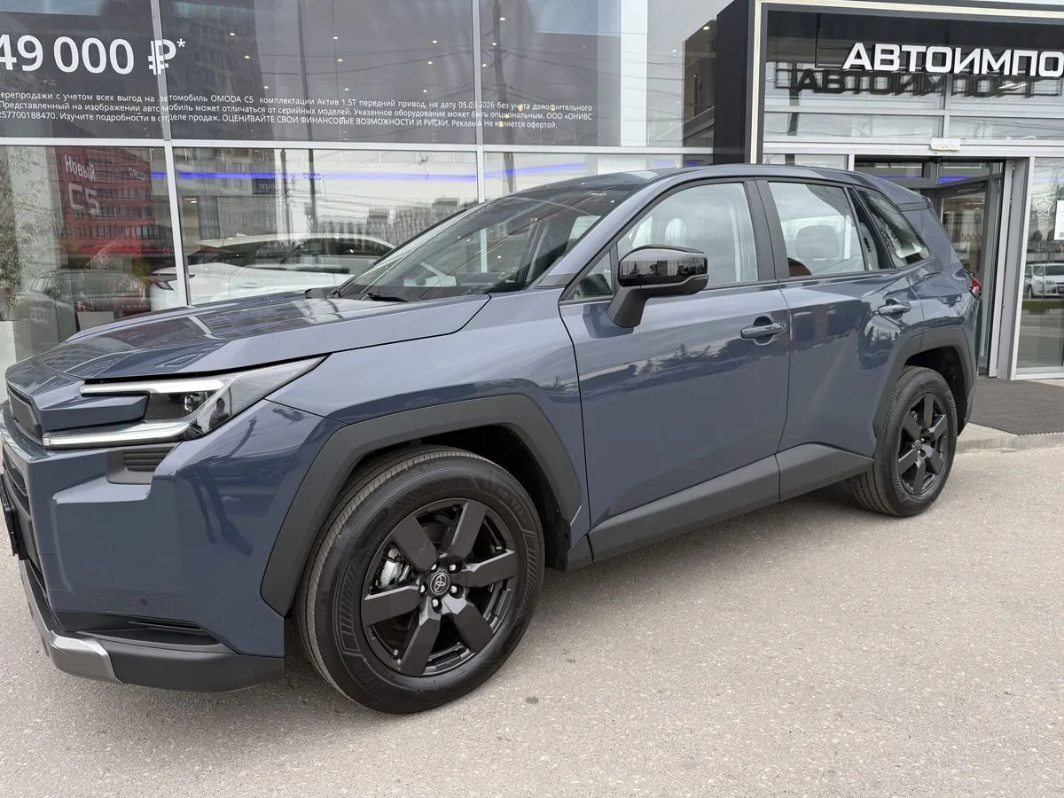 Toyota RAV4 - фото 6
