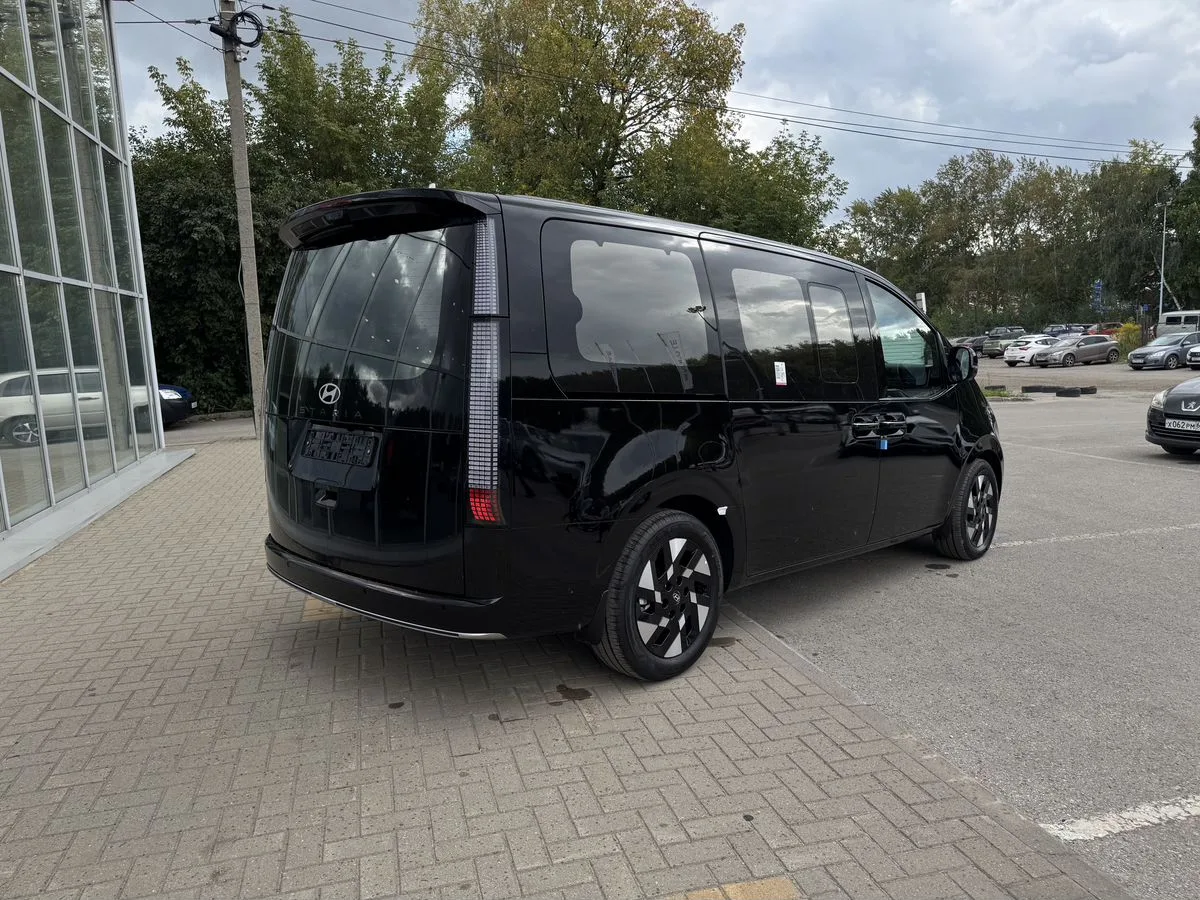 Hyundai Staria - фото 3