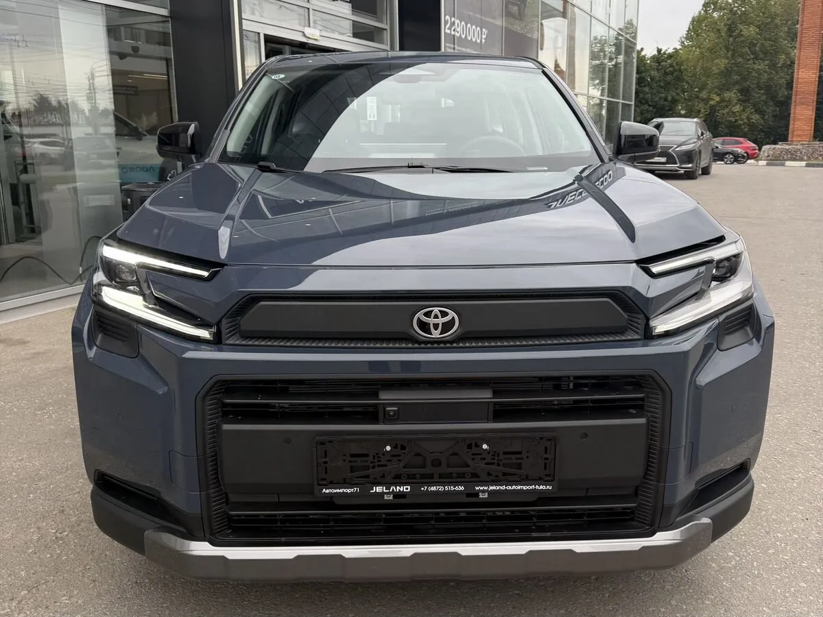 Toyota RAV4 - фото 5