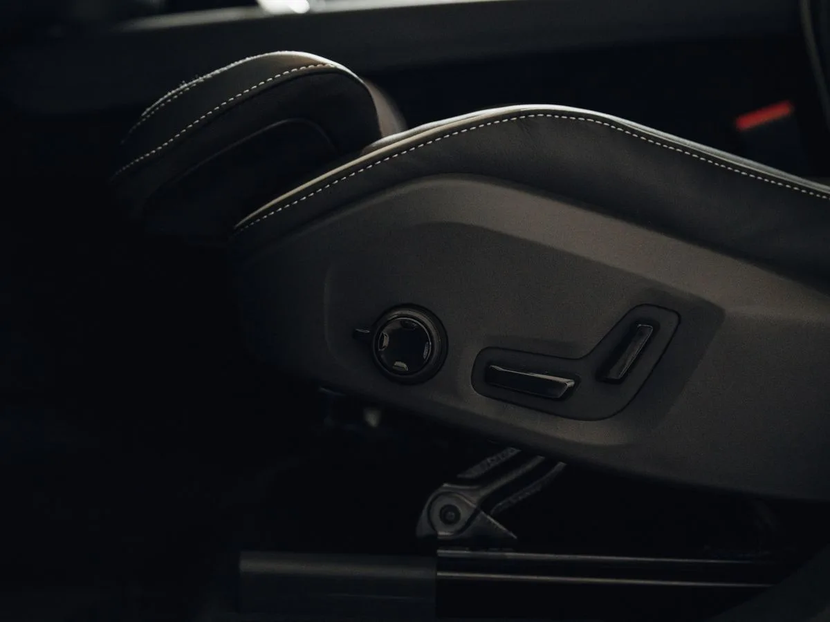Volvo XC60 - фото 14