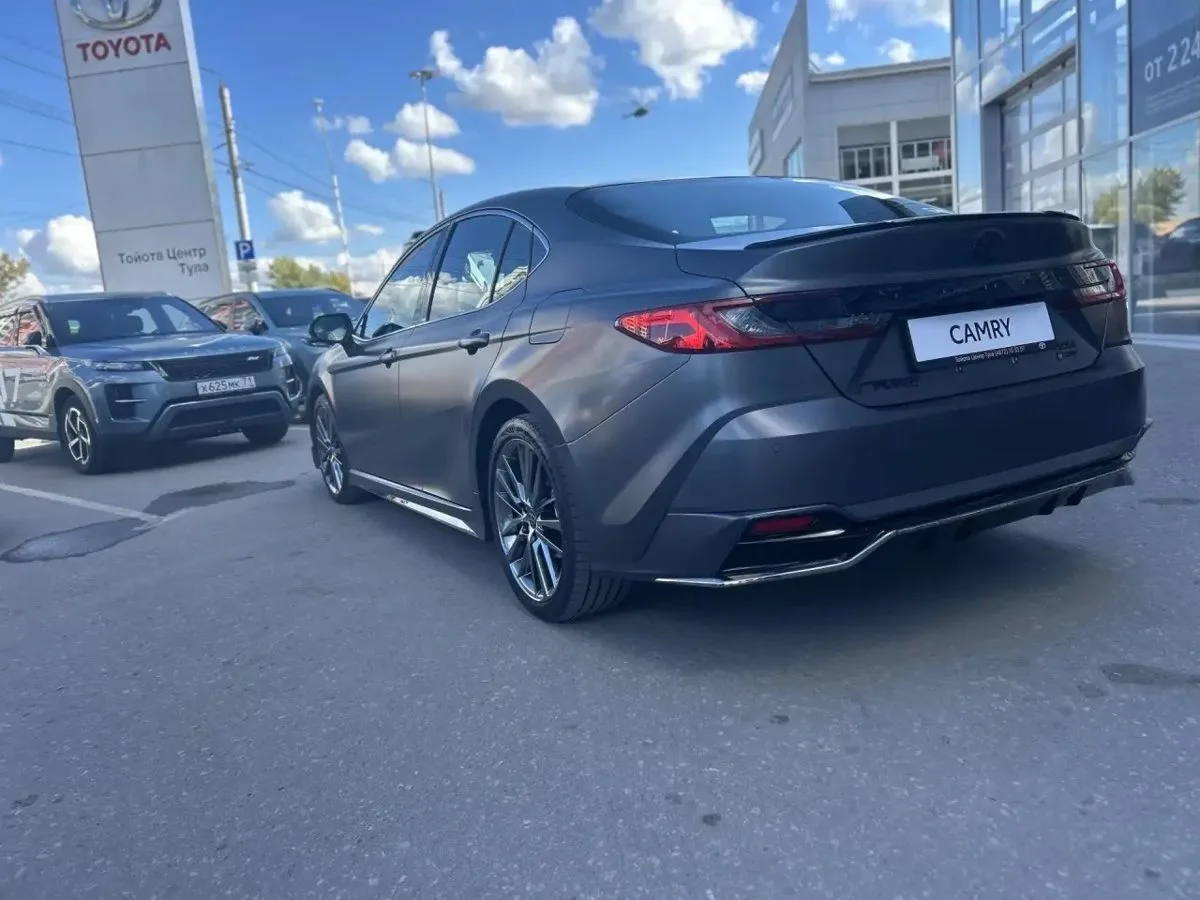 Toyota Camry - фото 6