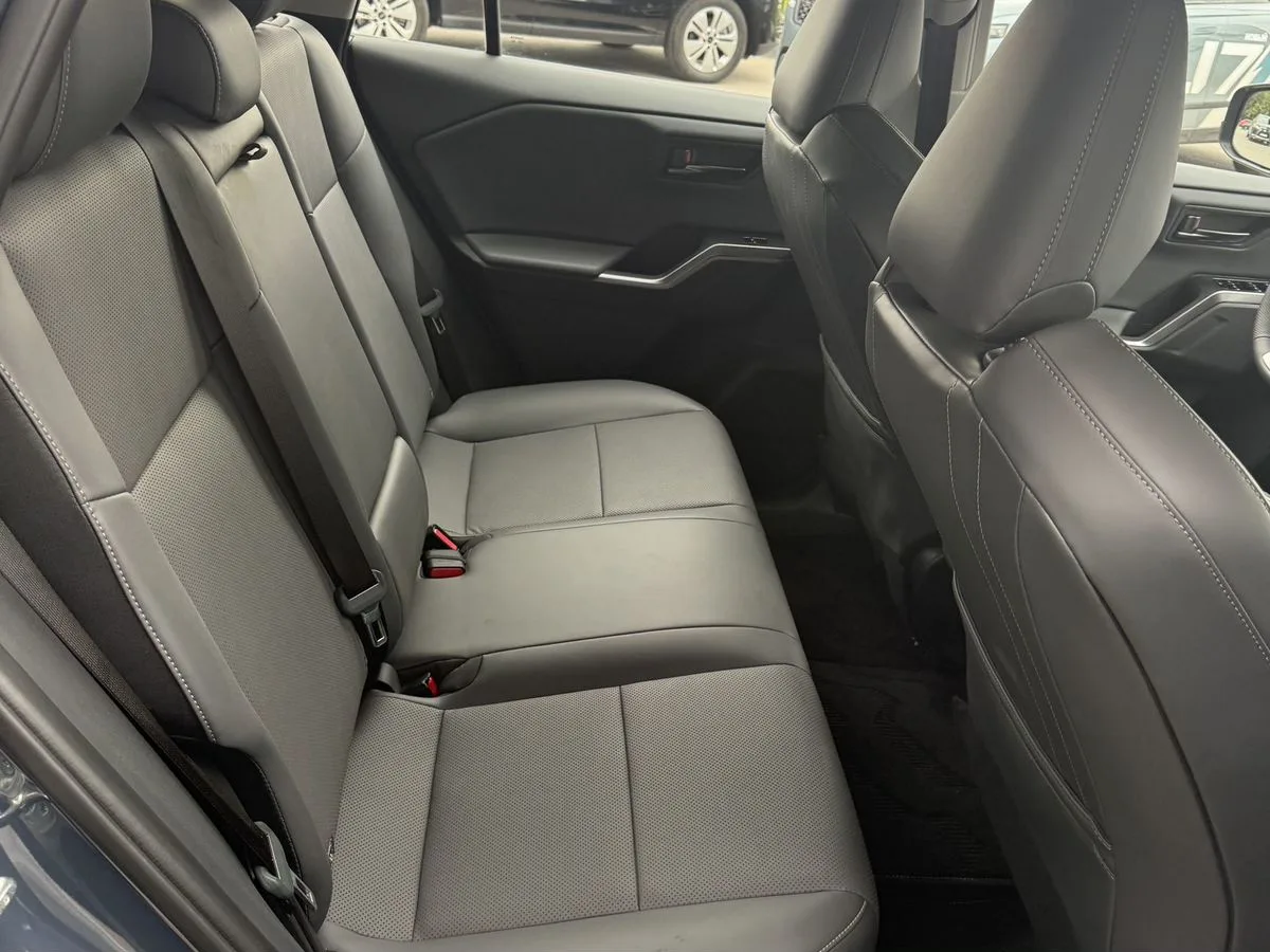 Toyota RAV4 - фото 16
