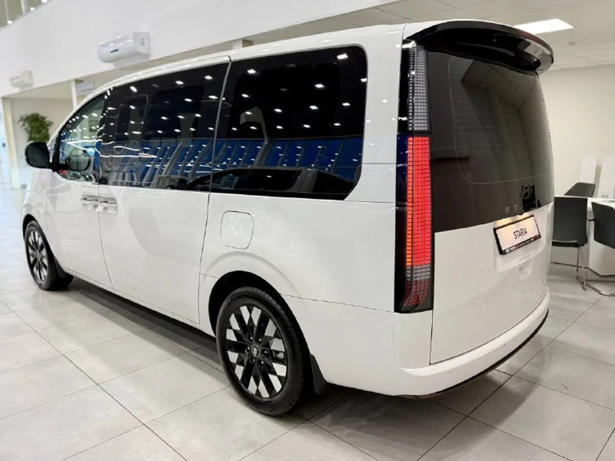 Hyundai Staria - фото 5
