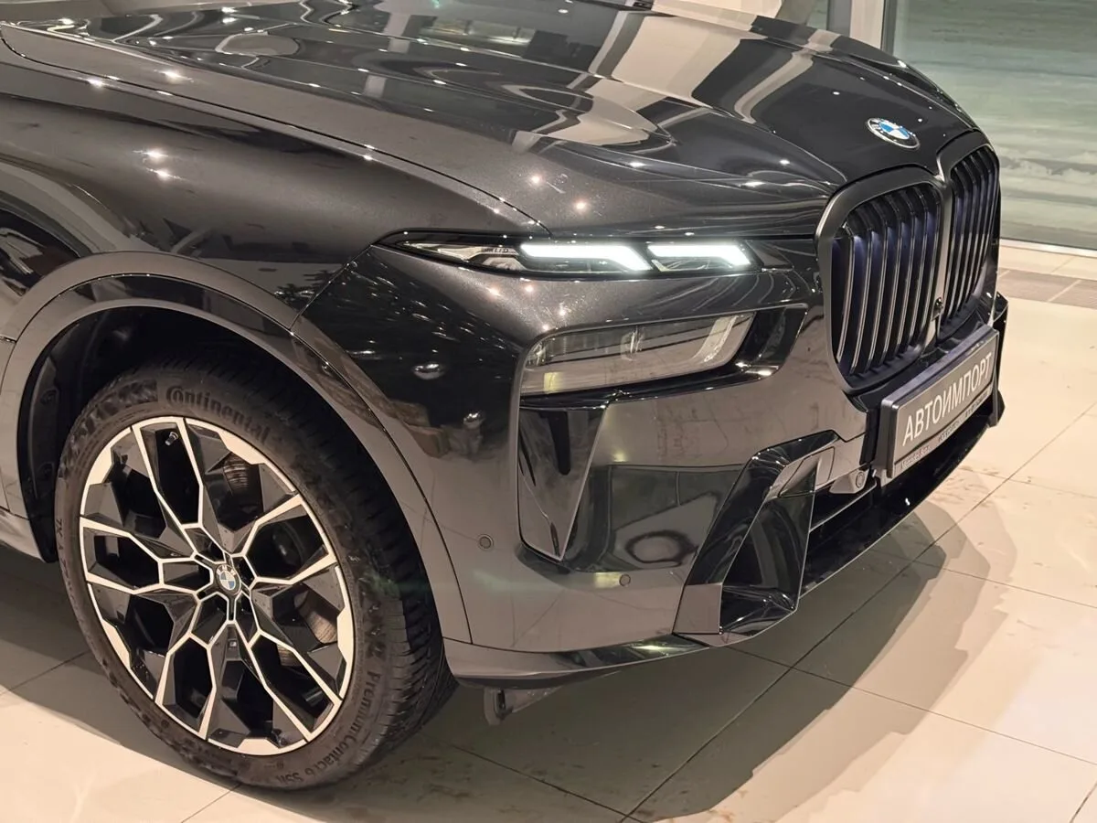 BMW X7 - фото 3