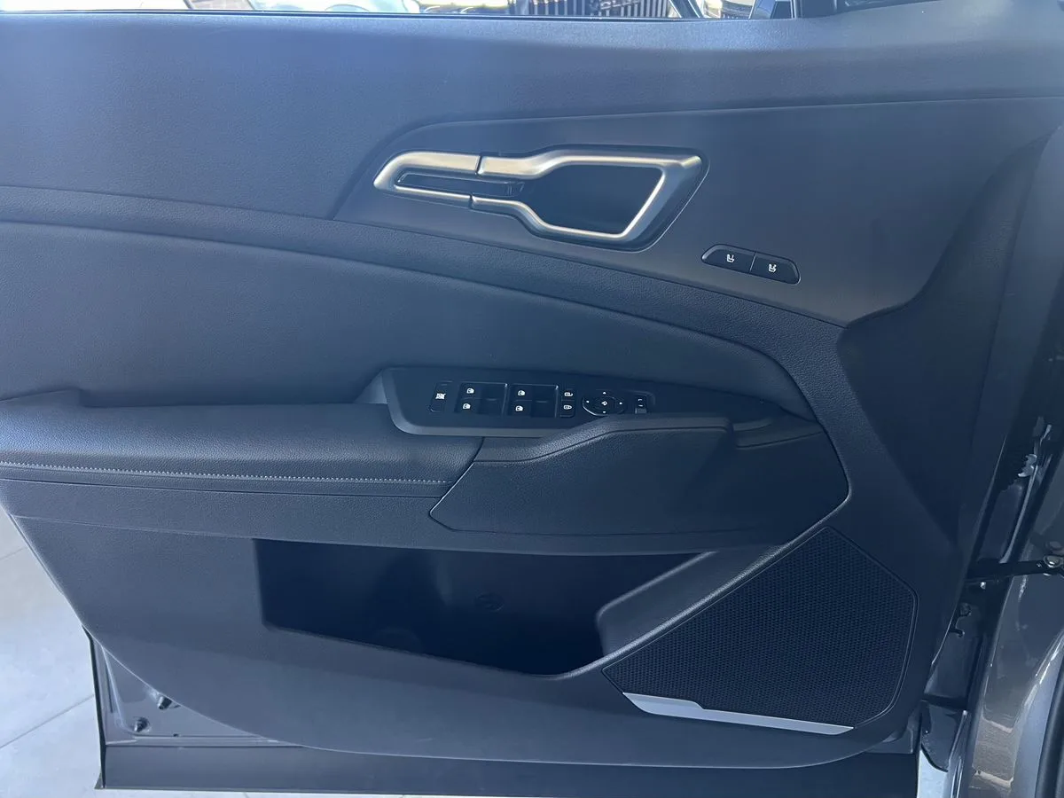 Kia Sportage - фото 16