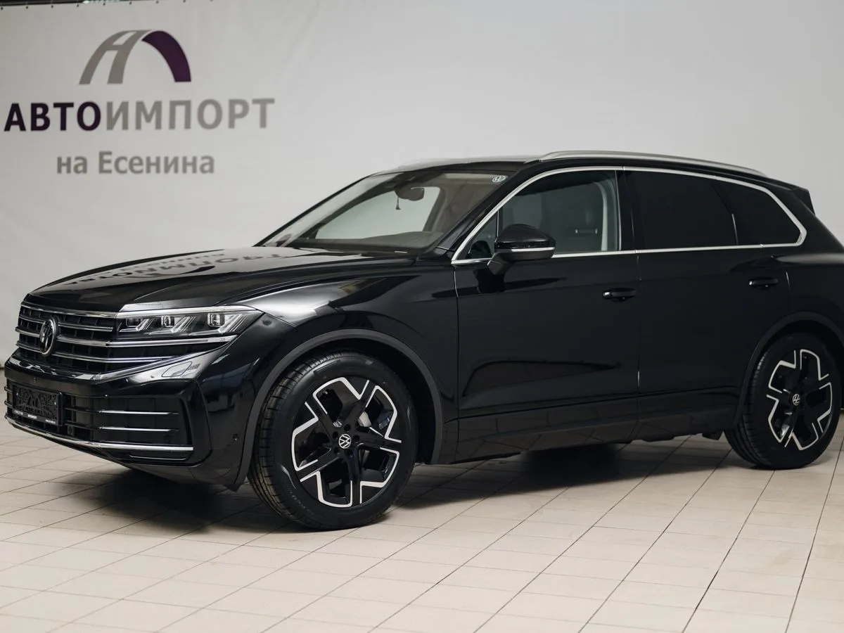 Volkswagen Touareg - фото 1