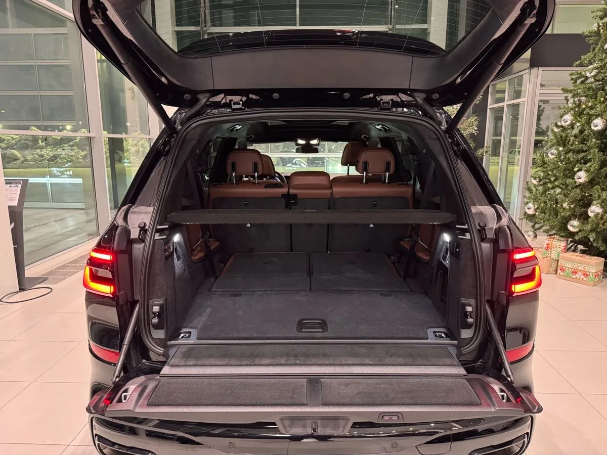 BMW X7 - фото 28