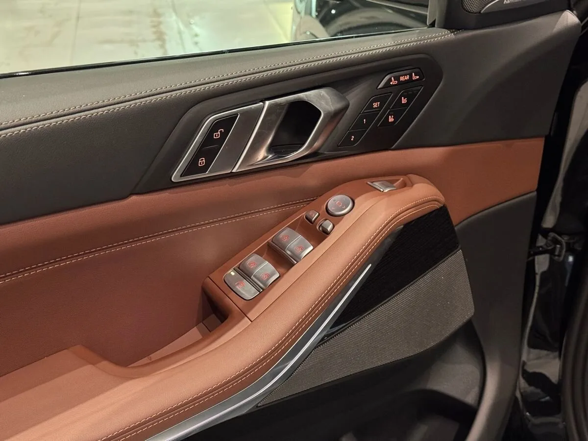 BMW X7 - фото 7