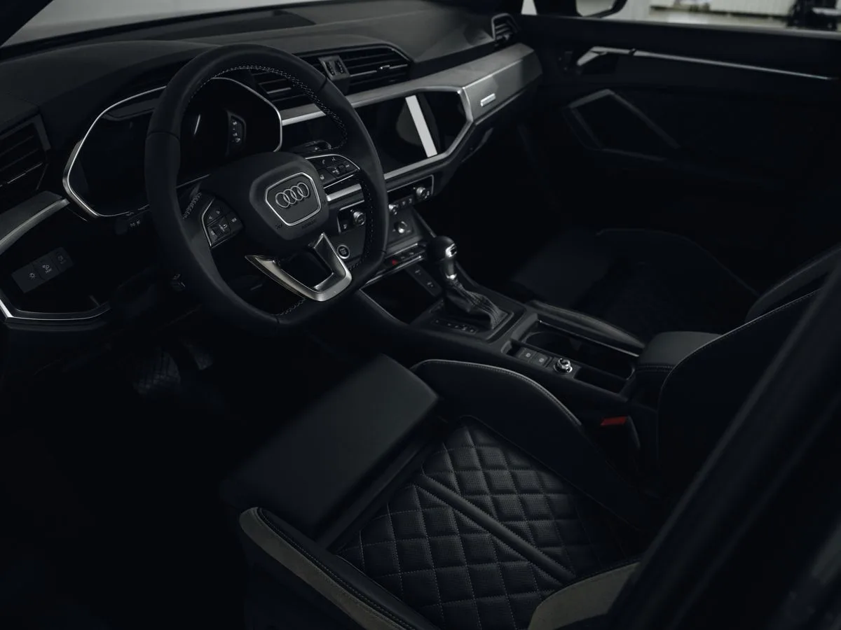 Audi Q3 - фото 20