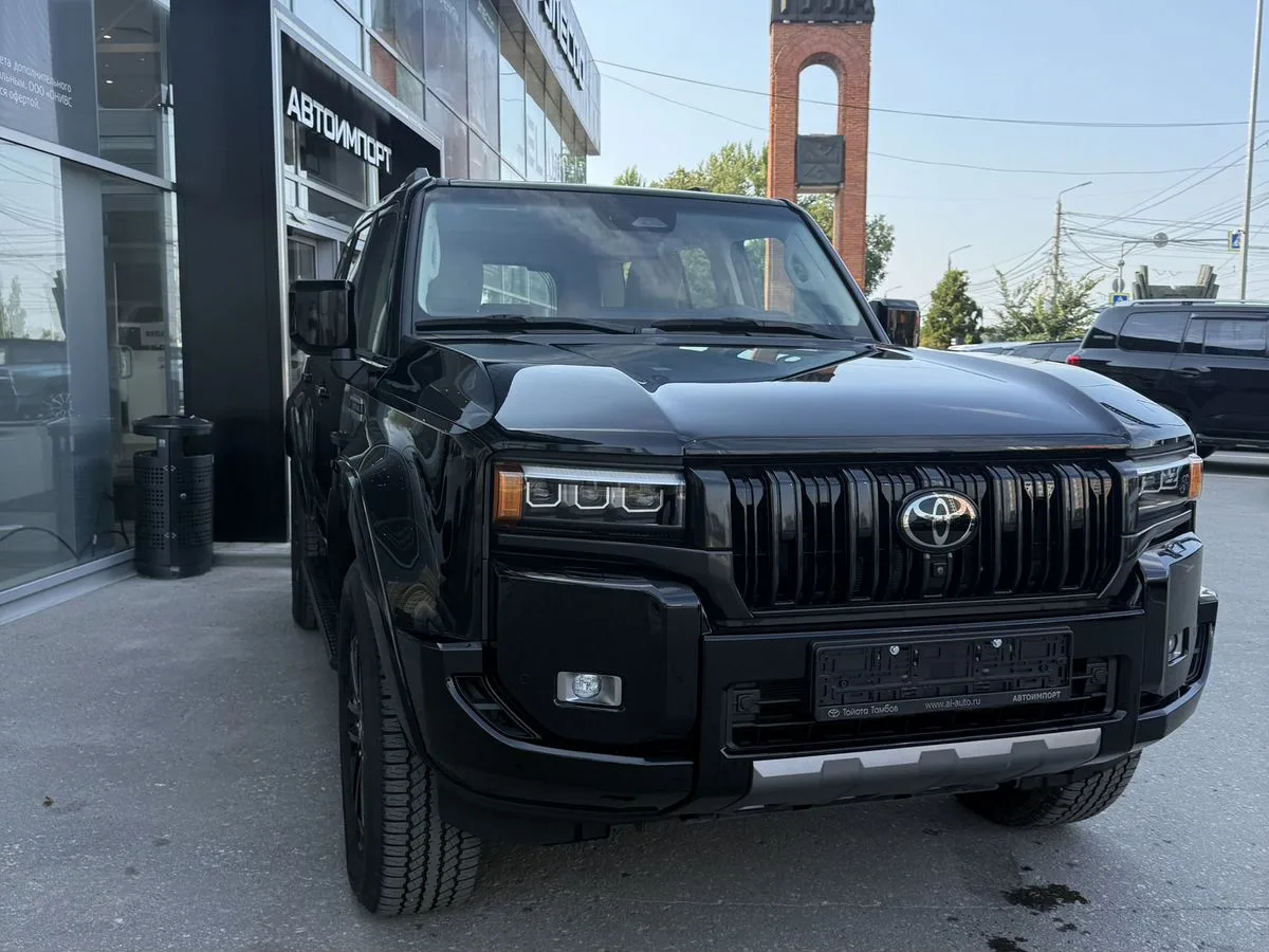 Toyota Land Cruiser Prado - фото 3