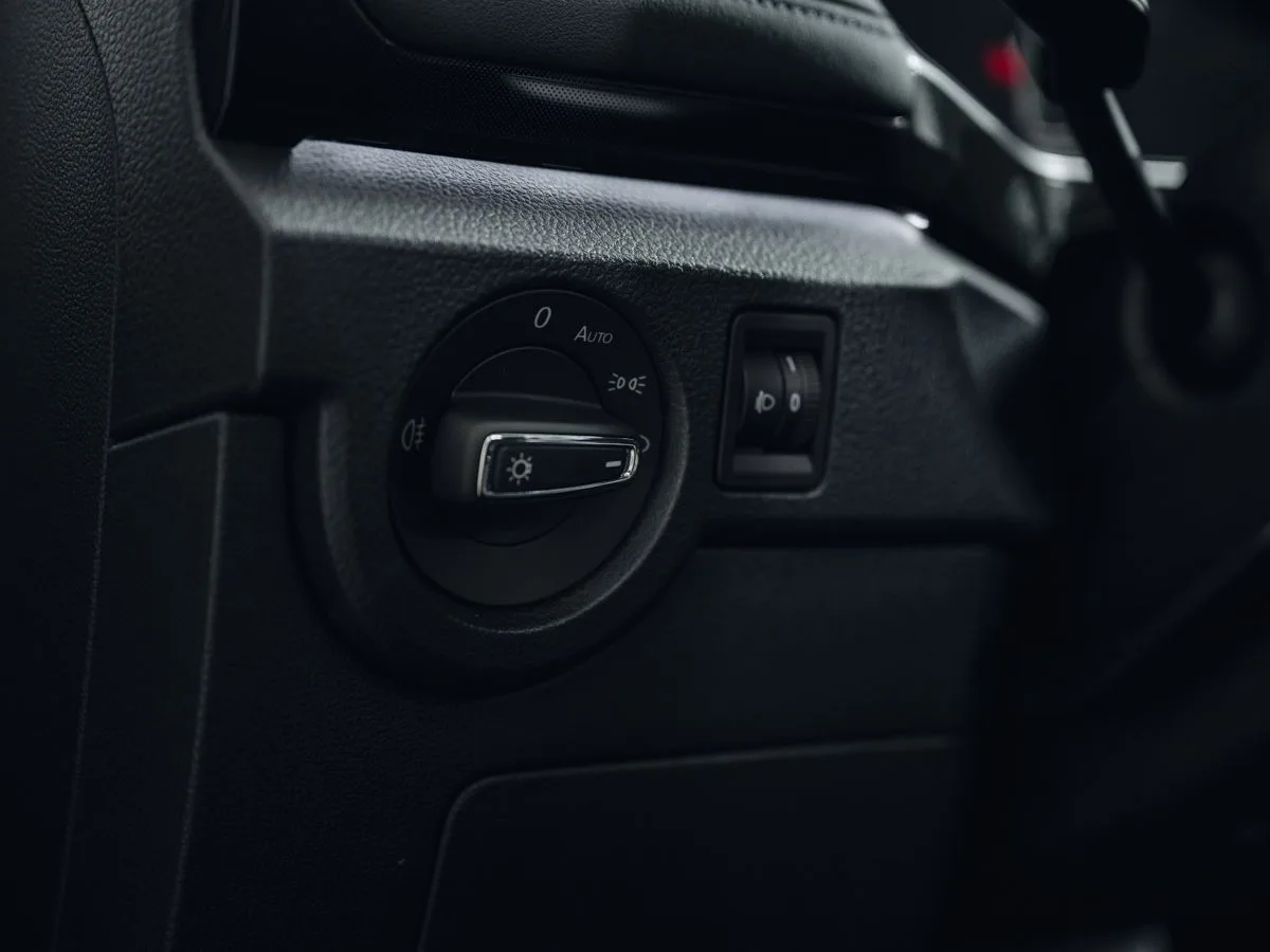 Volkswagen Tharu XR - фото 19
