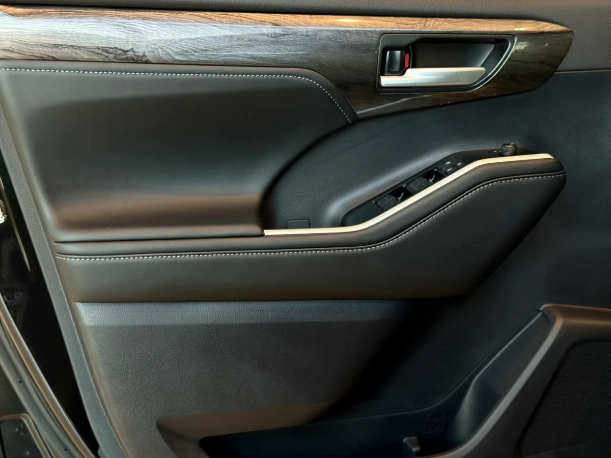 Toyota Highlander - фото 6
