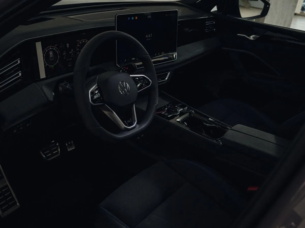 Volkswagen Tiguan - фото 16
