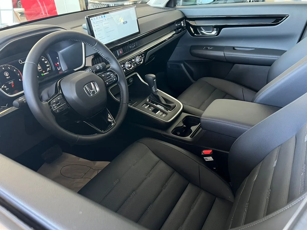 Honda CR-V - фото 9