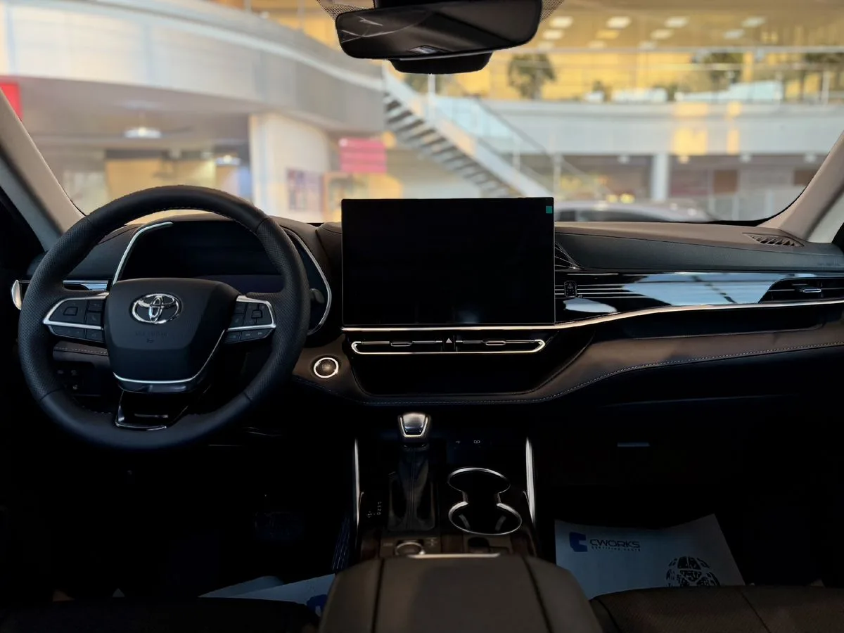 Toyota Highlander - фото 9