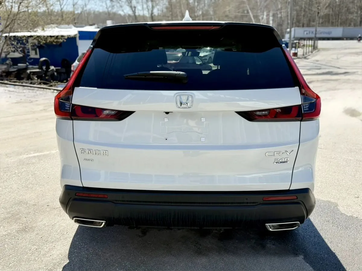 Honda CR-V - фото 5