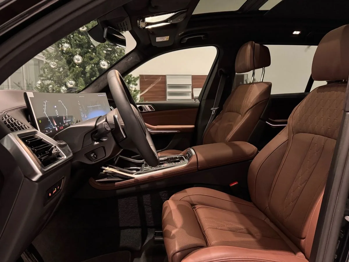 BMW X7 - фото 9