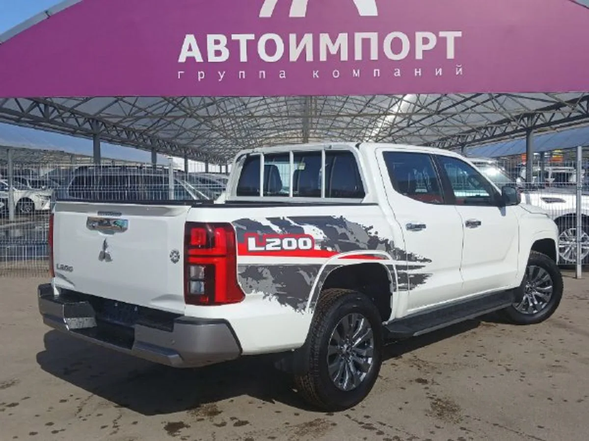 Mitsubishi L200 - фото 6