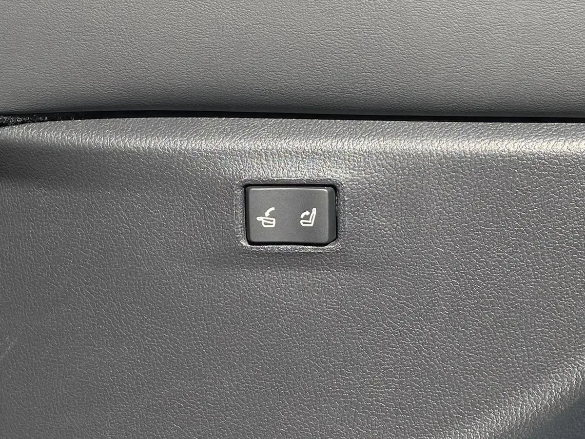 Lexus RX - фото 15