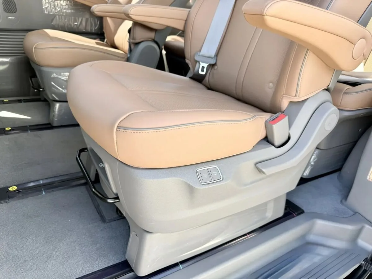 Hyundai Staria - фото 18