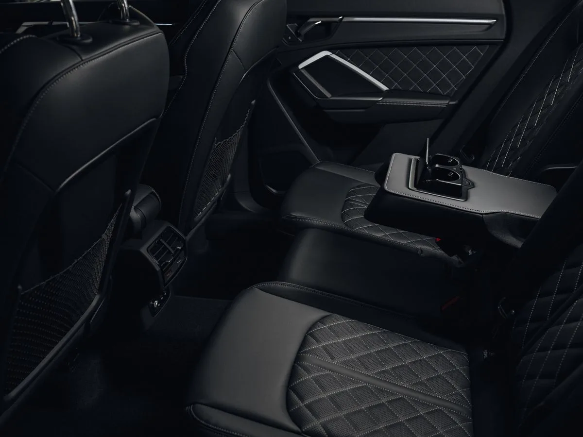 Audi Q3 - фото 31