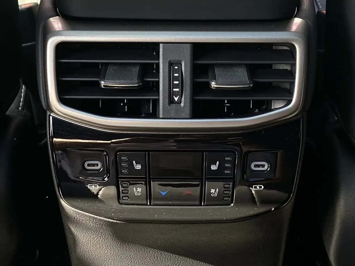Lexus RX - фото 16