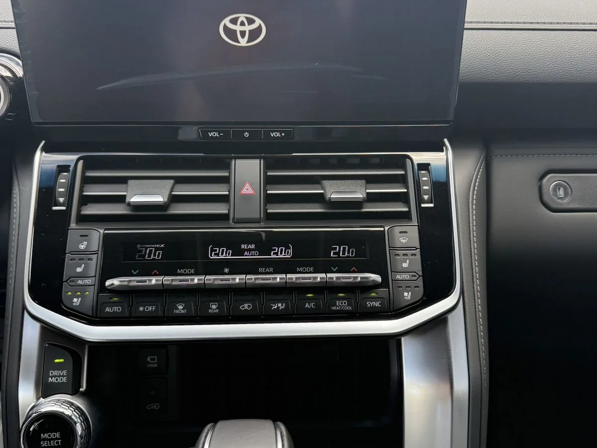 Toyota Land Cruiser - фото 18