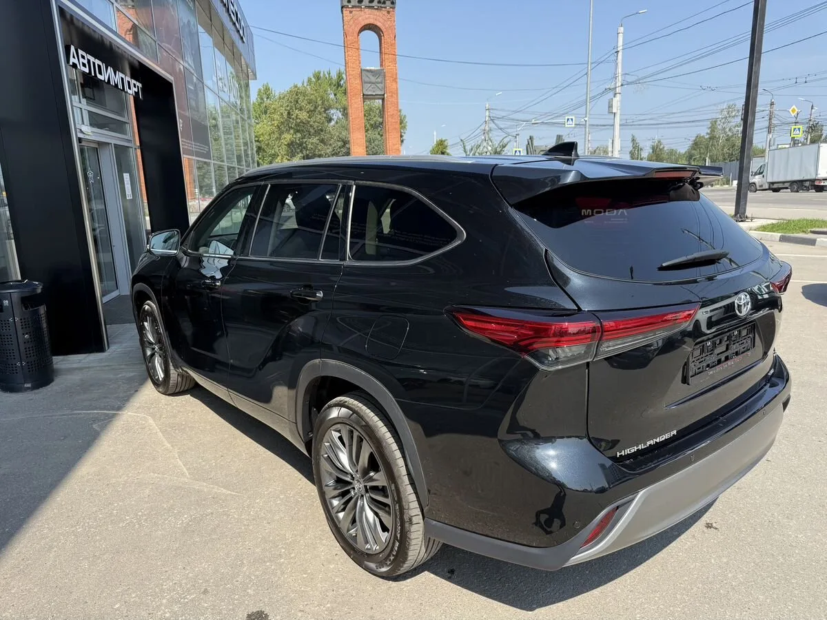 Toyota Highlander - фото 4