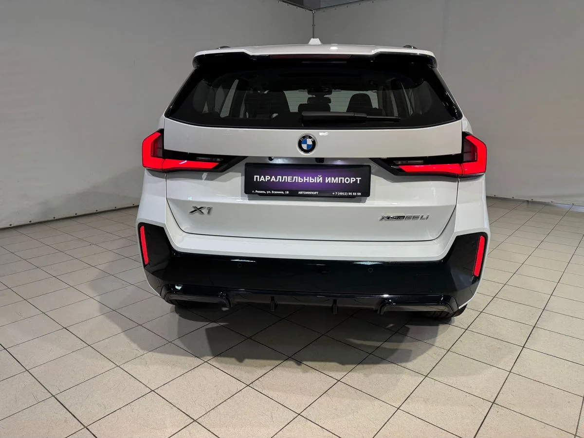 BMW X1 - фото 4