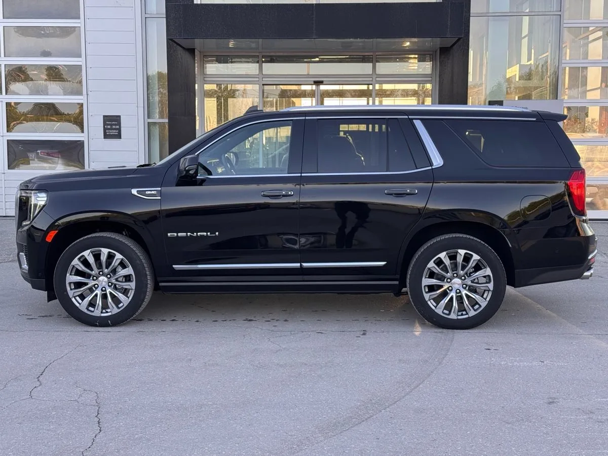 GMC Yukon - фото 6