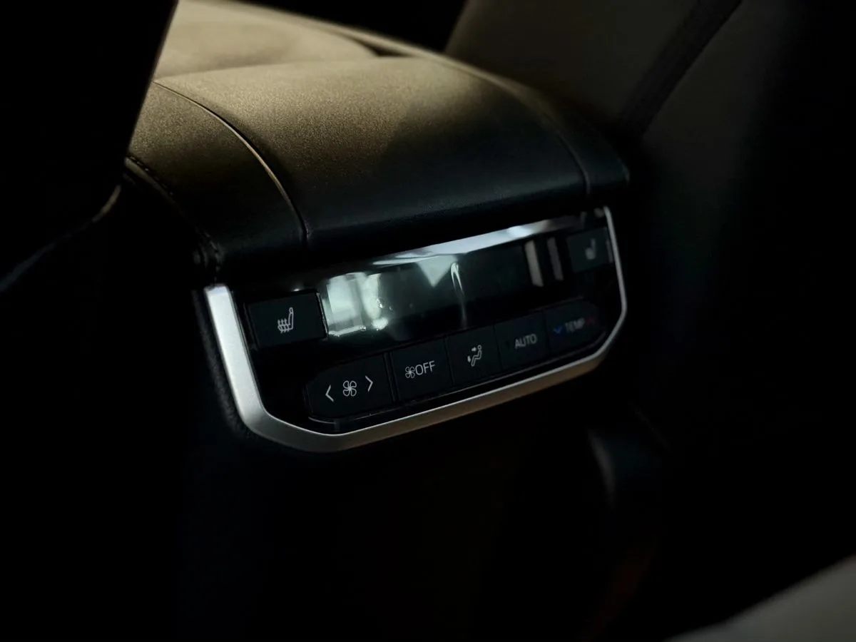 Toyota Highlander - фото 8