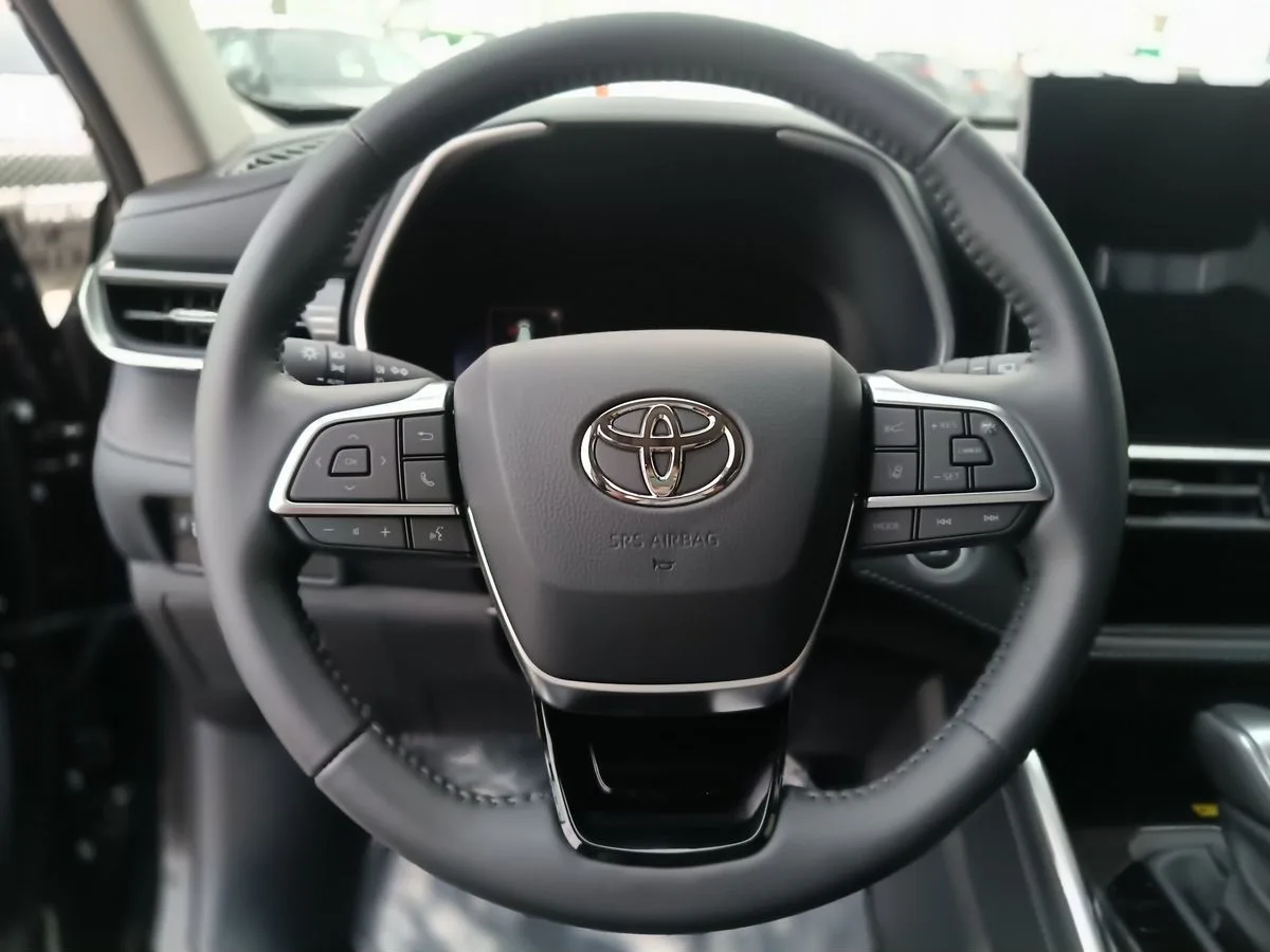Toyota Highlander - фото 10