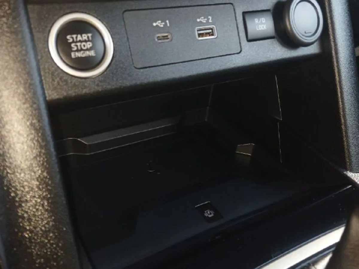 Mitsubishi L200 - фото 20