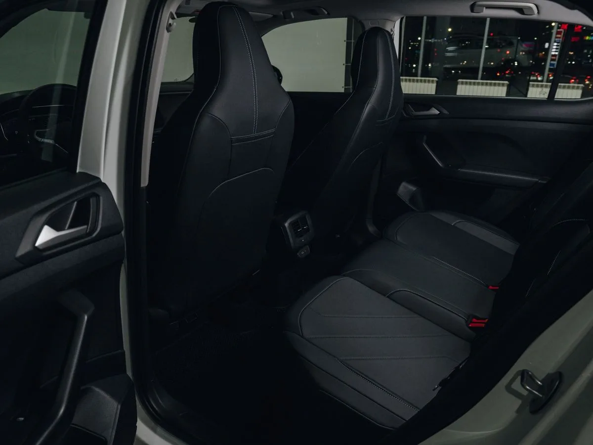 Volkswagen Tharu XR - фото 32