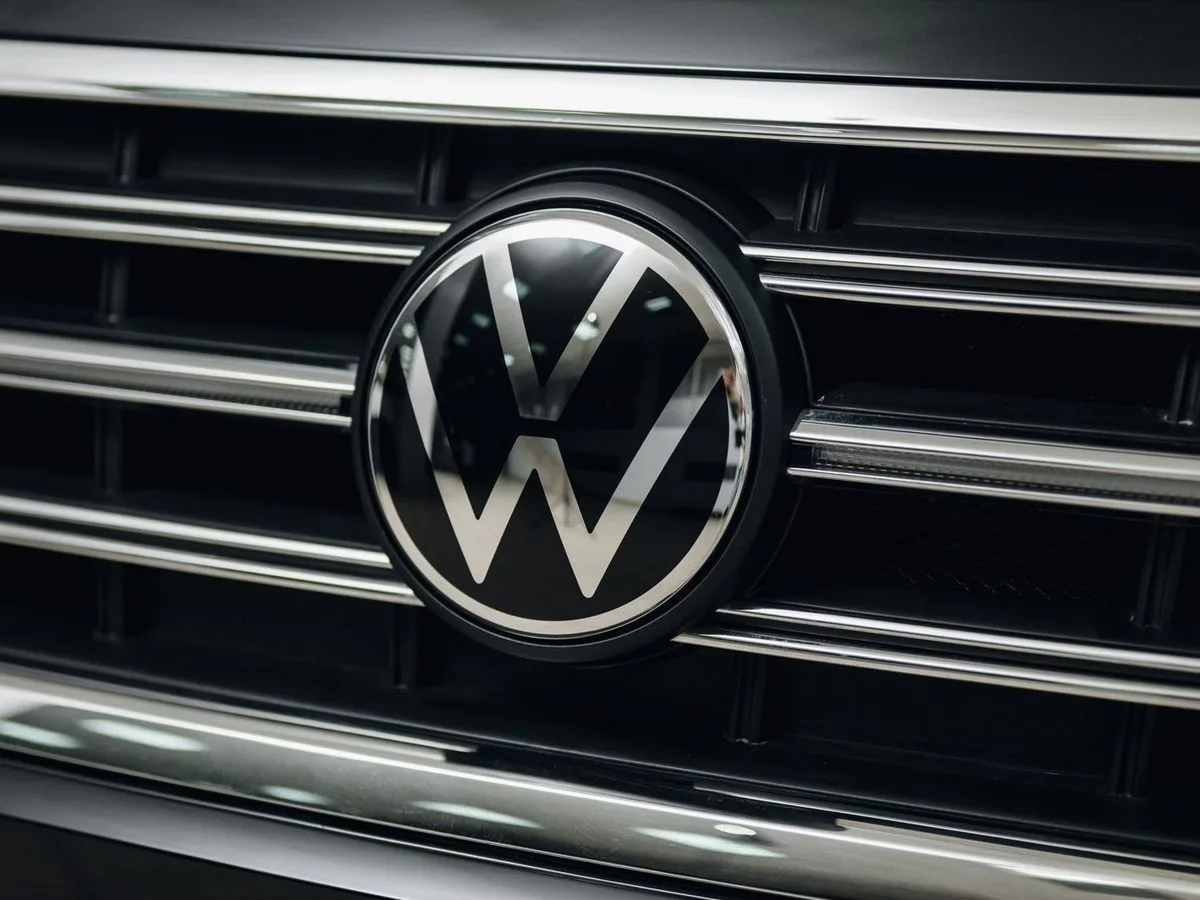 Volkswagen Touareg - фото 7