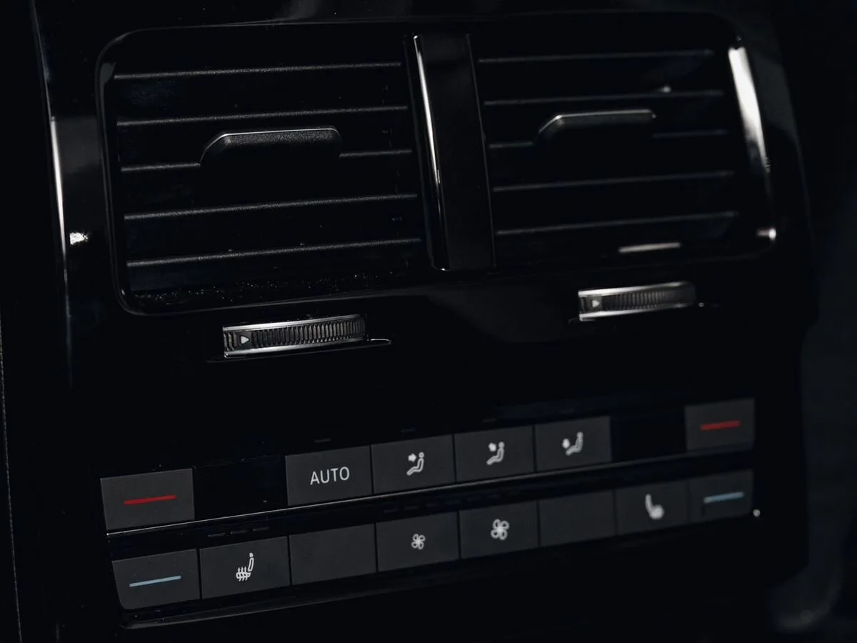 Volkswagen Touareg - фото 29