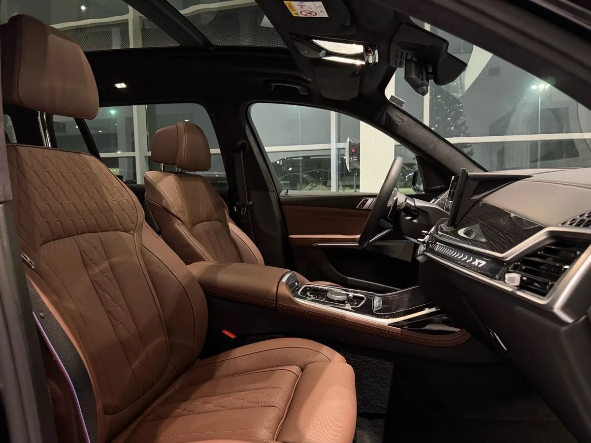BMW X7 - фото 35