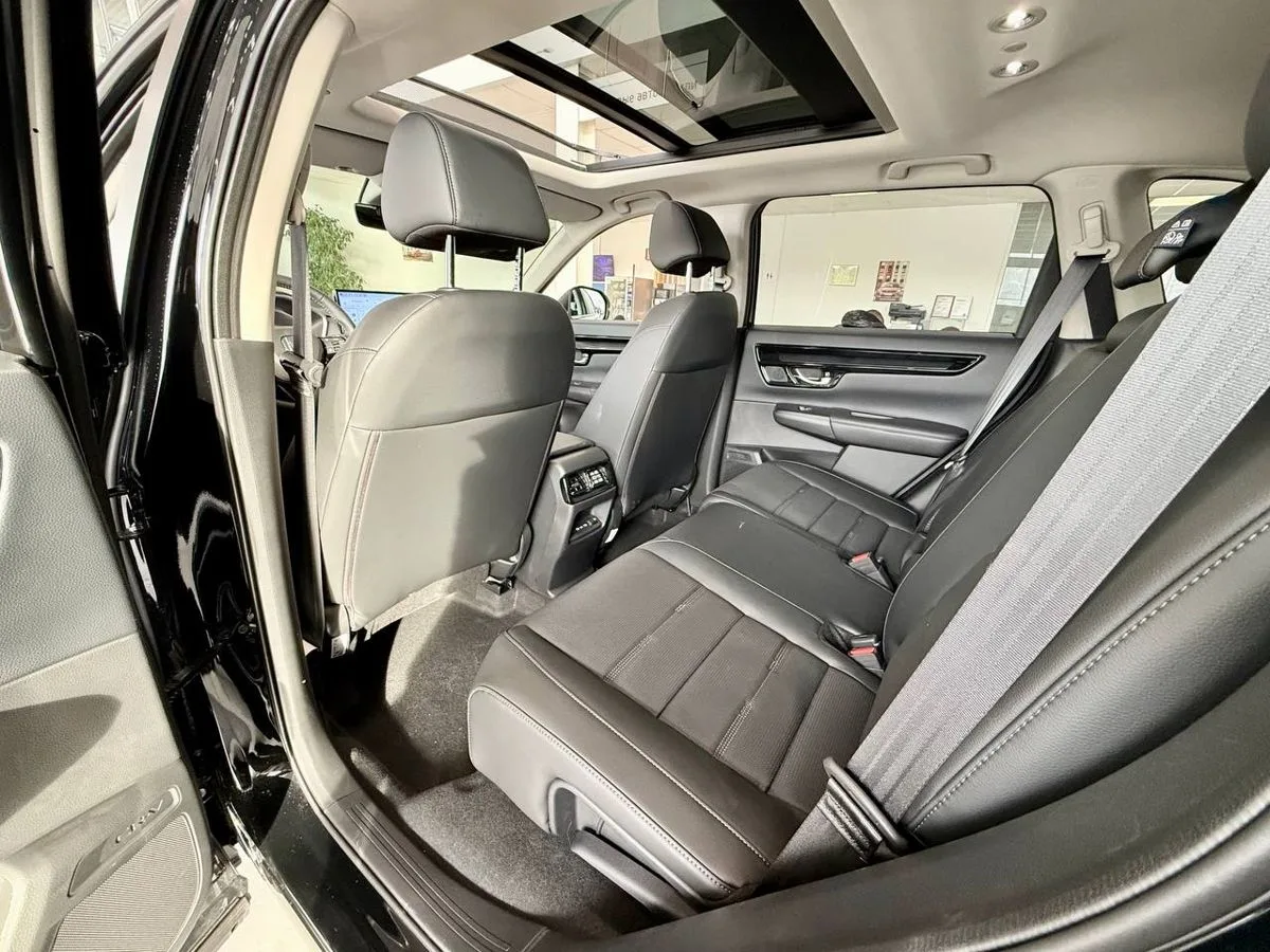 Honda CR-V - фото 17
