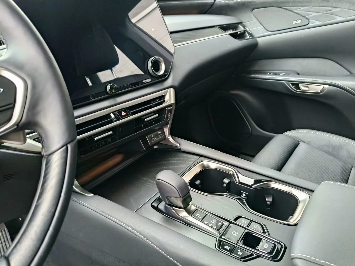 Lexus RX - фото 6