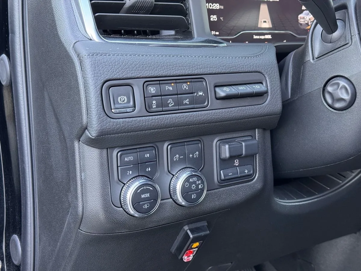GMC Yukon - фото 11
