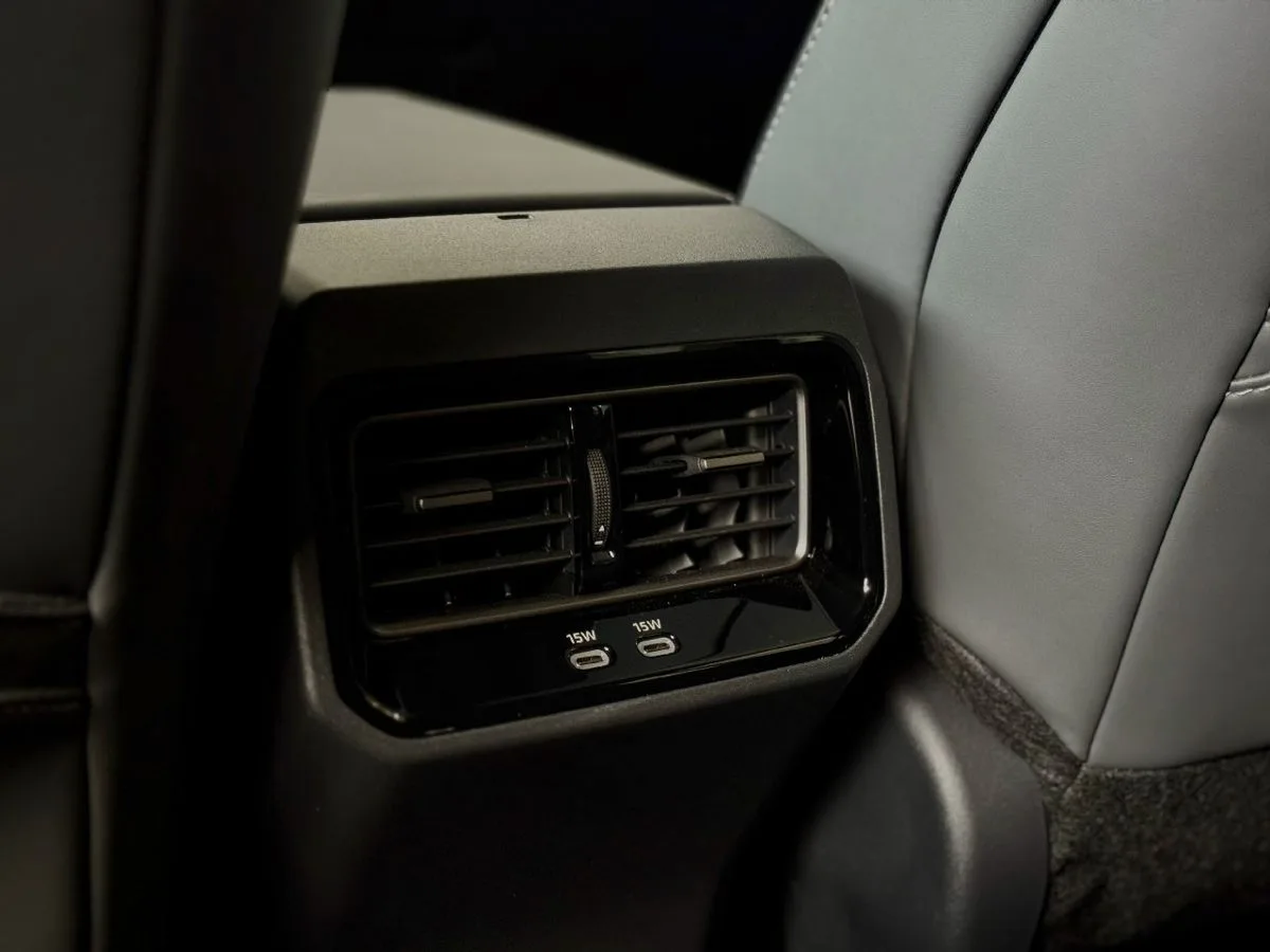 Toyota Wildlander - фото 13