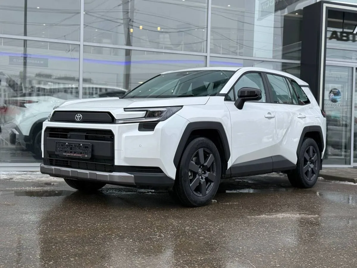 Toyota RAV4 - фото 1