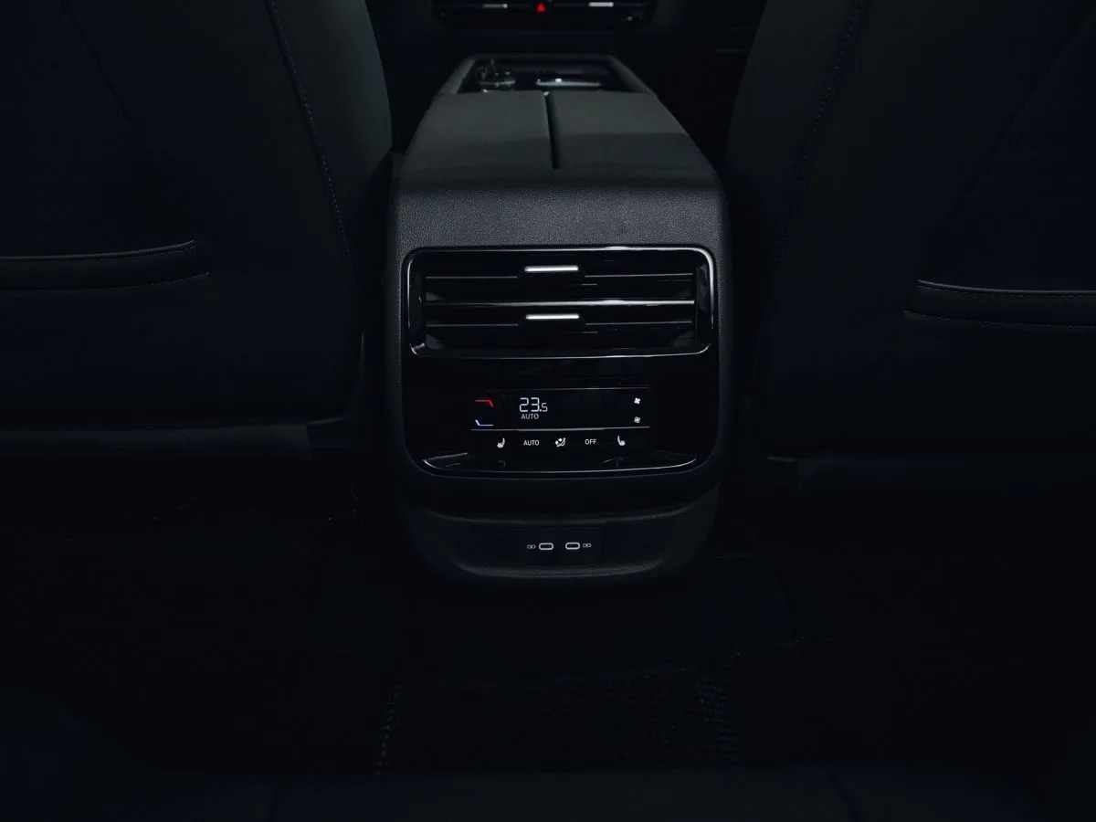 Volkswagen Teramont - фото 24