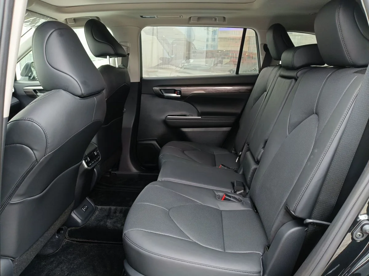 Toyota Highlander - фото 16